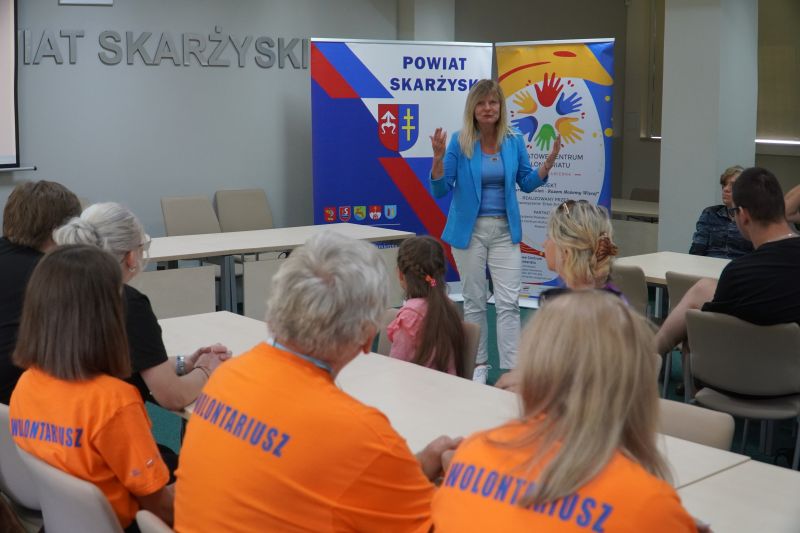 Powiat Skarżyski i Powiatowe Centrum Wolontariatu – razem dla rozwoju wolontariatu