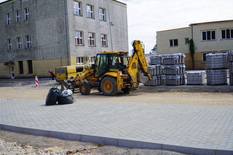 remont ul. Tysiąclecia w Skarżysku-Kamiennej idzie pełną parą 