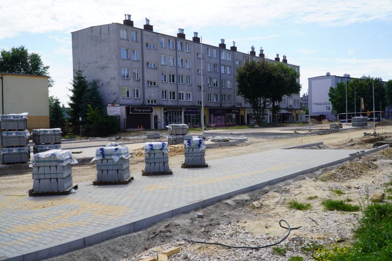 remont ul. Tysiąclecia w Skarżysku-Kamiennej idzie pełną parą 