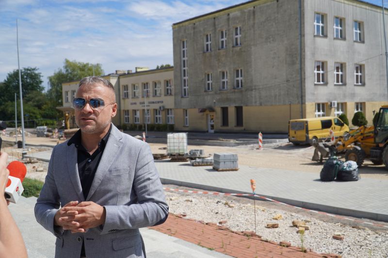 remont ul. Tysiąclecia w Skarżysku-Kamiennej idzie pełną parą 