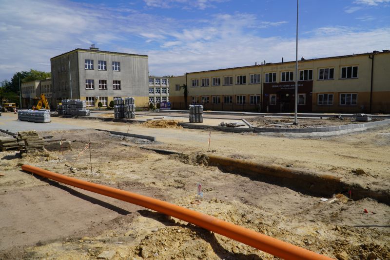 remont ul. Tysiąclecia w Skarżysku-Kamiennej idzie pełną parą 