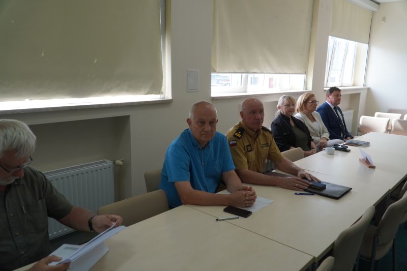 obrady rady powiatu skarżyskiego - XIX sesja