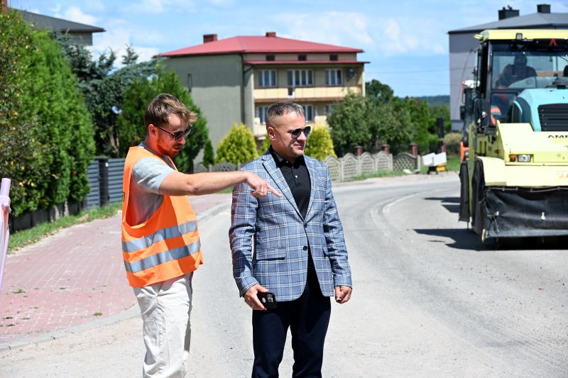prace-drogowe-na-drodze-powiatowej-Zagorze-Podzagnanszcze-15.JPG