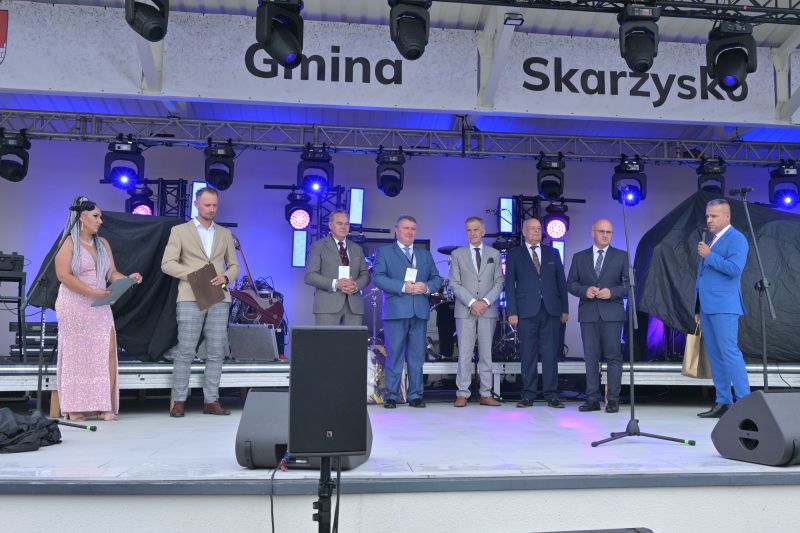 przedstawiciele zarządu powiatu 