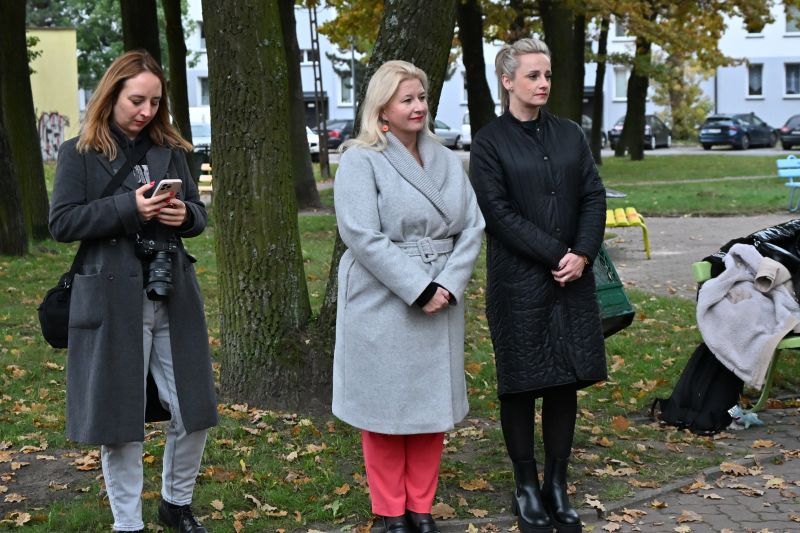 Na Skwerze Braci Zygmuntowiczów