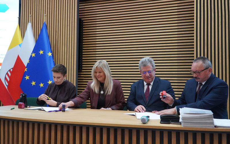 podpisanie umów na dofinansowanie w ramach rządowego Programu Ochrony Ludności i Obrony Cywilnej