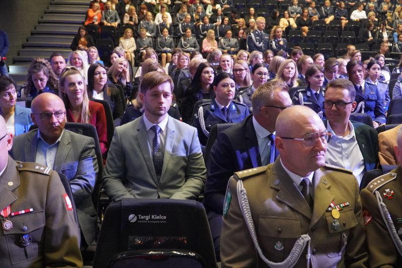 konferencja pt. „W mundurze przez wiek – sto lat obecności kobiet w Policji”