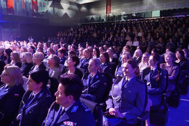 konferencja pt. „W mundurze przez wiek – sto lat obecności kobiet w Policji”