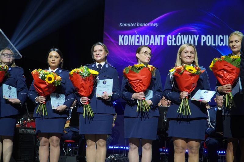 konferencja pt. „W mundurze przez wiek – sto lat obecności kobiet w Policji”