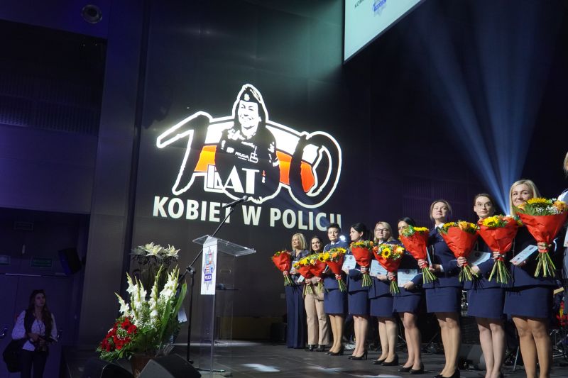 konferencja pt. „W mundurze przez wiek – sto lat obecności kobiet w Policji”