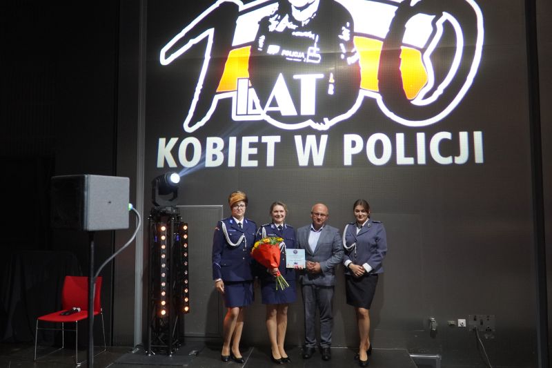 konferencja pt. „W mundurze przez wiek – sto lat obecności kobiet w Policji”