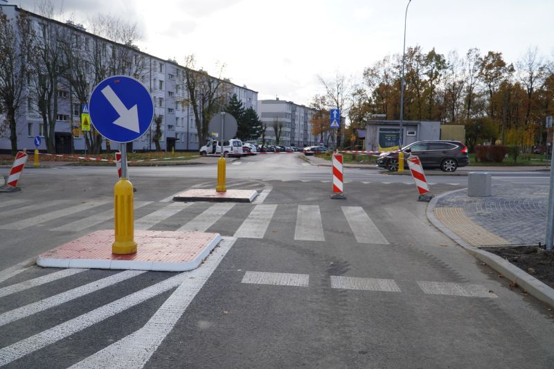 Zakończono przebudowę Alei Tysiąclecia w Skarżysku-Kamiennej na odcinku od ul. Słowackiego do Alei Piłsudskiego. Droga oddana do użytku mieszkańców
