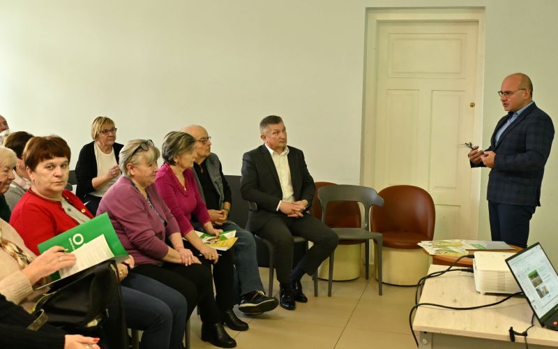 Spotkanie OWiT z seniorami w Suchedniowie