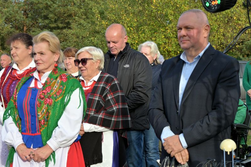 35-lecie Zespołu Ludowego Sobótka oraz 25-lecie Zespołu Pieśni i Tańca Sorbin