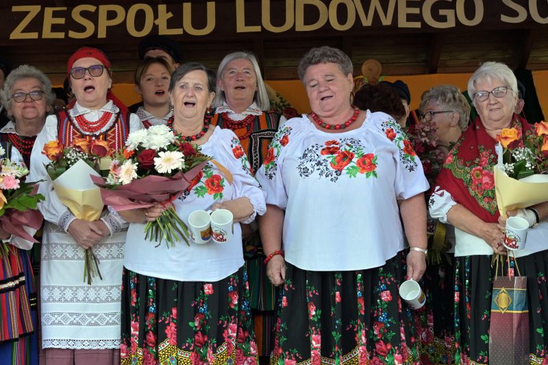35-lecie Zespołu Ludowego Sobótka oraz 25-lecie Zespołu Pieśni i Tańca Sorbin