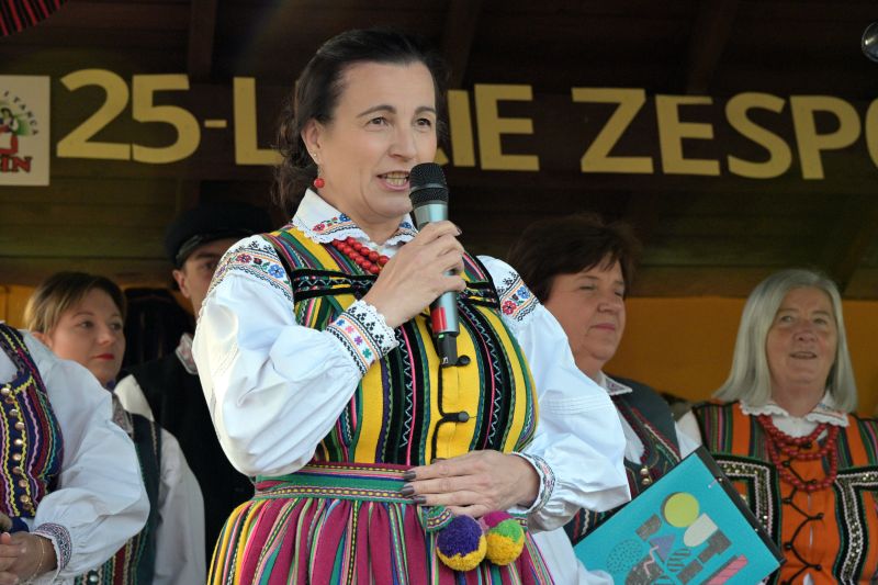 35-lecie Zespołu Ludowego Sobótka oraz 25-lecie Zespołu Pieśni i Tańca Sorbin