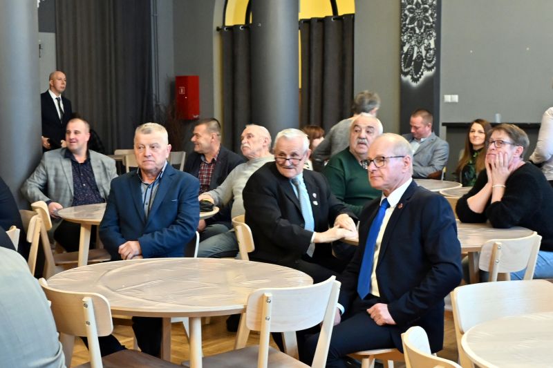 Uroczystość uhonorowania krwiodawców Kolejarskiego Klubu SHDK RP "Dar Serca" w Skarżysku- Kamiennej