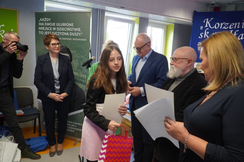 70-lecie Samorządowej Szkoły Podstawowej nr 3 im. Stefana Żeromskiego w Suchedniowie