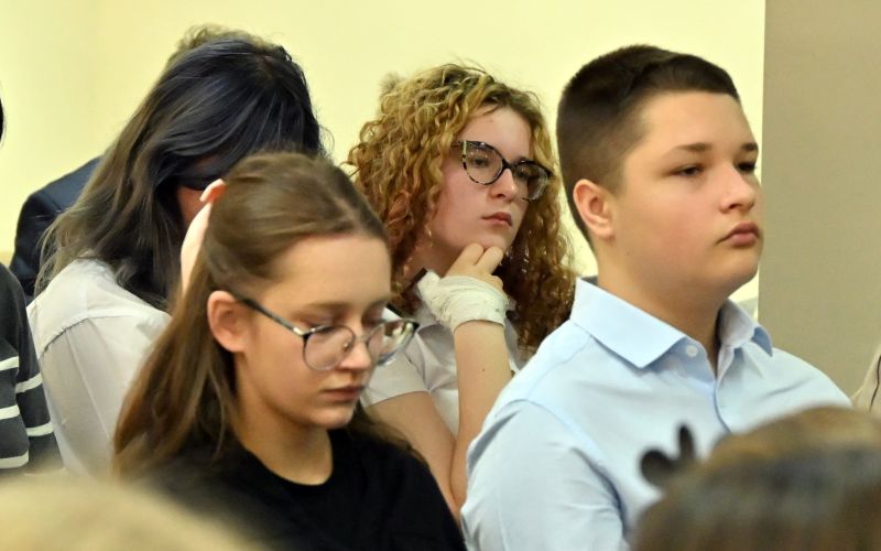 Konkurs Poezji i Prozy "Być Zwyciężonym i Nie Ulec - To Zwycięstwo"