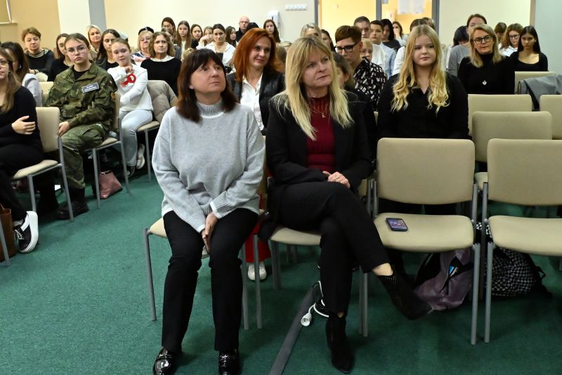 Konkurs Poezji i Prozy "Być Zwyciężonym i Nie Ulec - To Zwycięstwo"