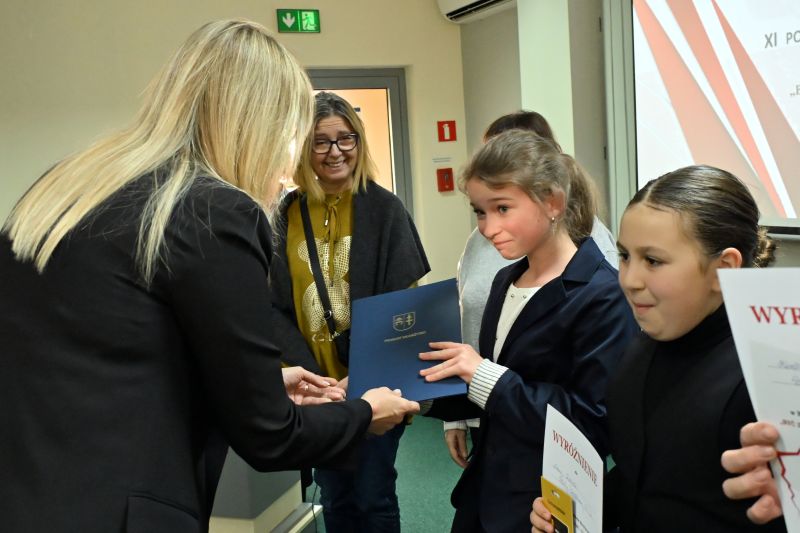 Konkurs Poezji i Prozy "Być Zwyciężonym i Nie Ulec - To Zwycięstwo"