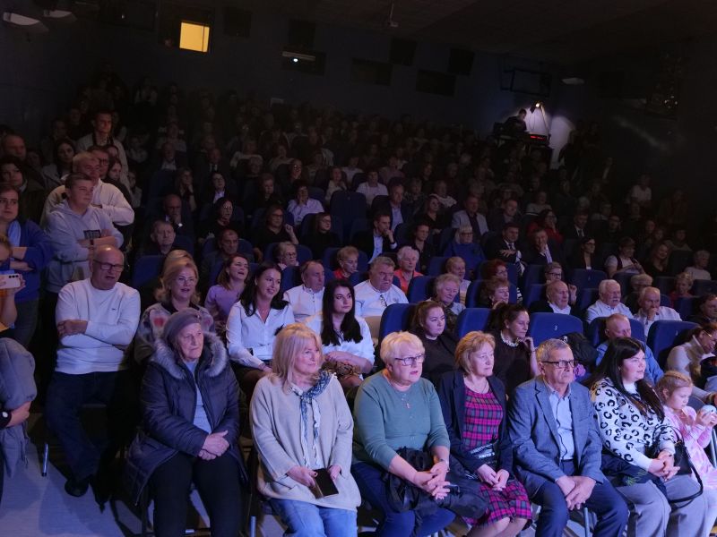 Artystyczne obchody Gminnego Dnia Seniora w Suchedniowie