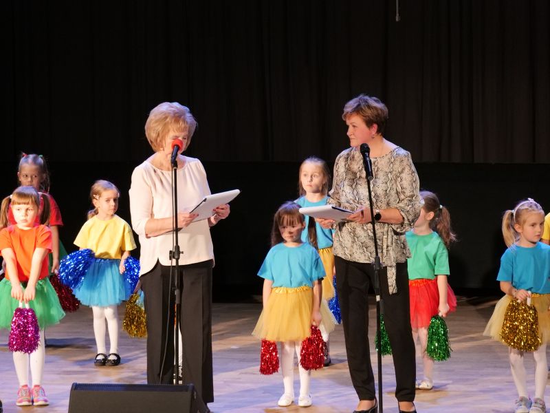 Artystyczne obchody Gminnego Dnia Seniora w Suchedniowie