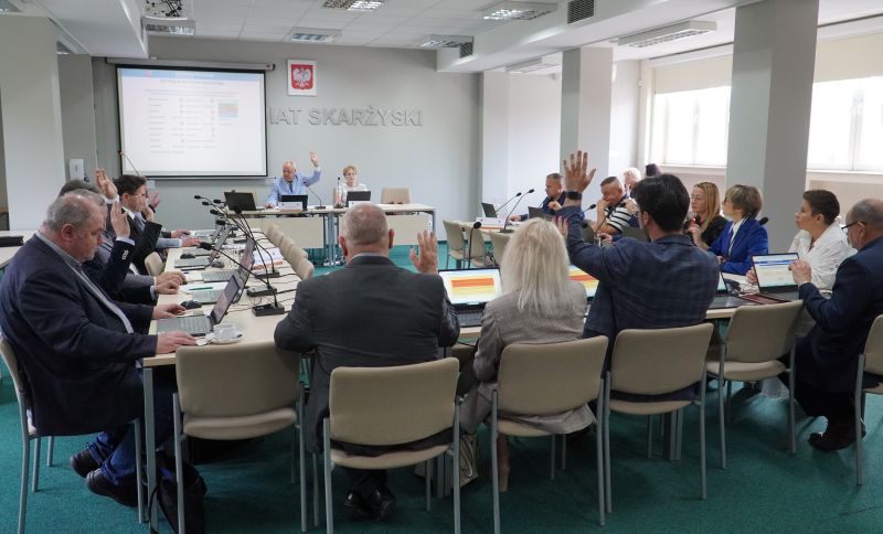 sesja rady powiatu skarżyskiego