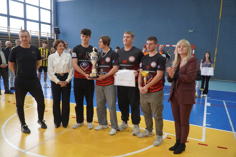 zakończenie współzawodnictwa sportowego w szkołach powiatu skarżyskiego