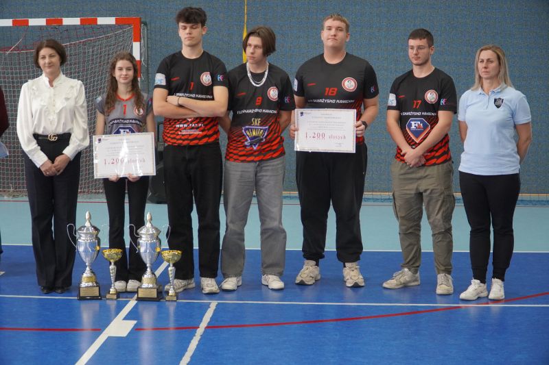 zakończenie współzawodnictwa sportowego w szkołach powiatu skarżyskiego