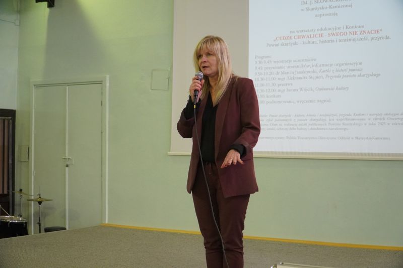 „Cudze chwalicie – swego nie znacie”. Edukacyjny projekt ze  wsparciem powiatu