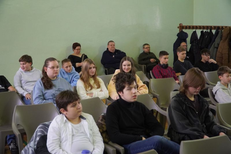 „Cudze chwalicie – swego nie znacie”. Edukacyjny projekt ze  wsparciem powiatu