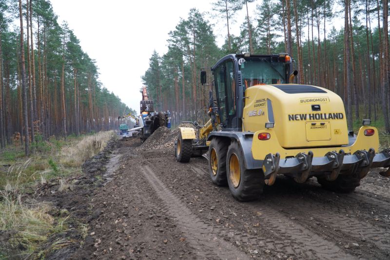 Rozbudowa drogi w Majkowie-Michałowie. Władze powiatu i gminy na placu budowy