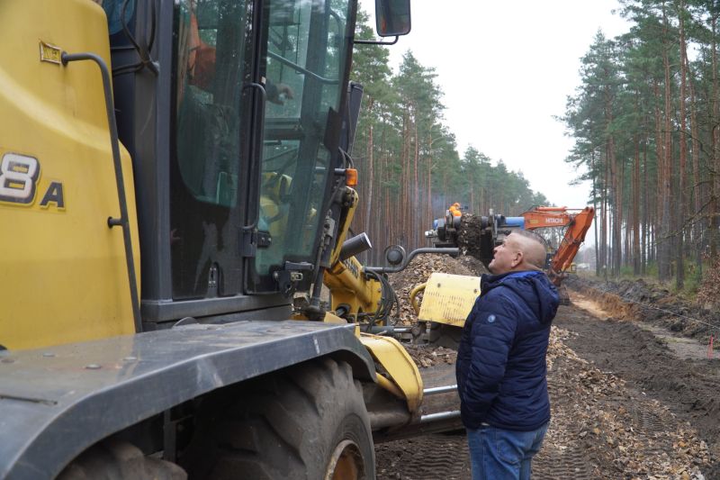 Rozbudowa drogi w Majkowie-Michałowie. Władze powiatu i gminy na placu budowy