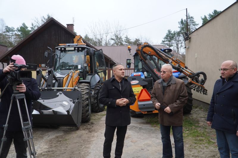 odbiór nowej koparki