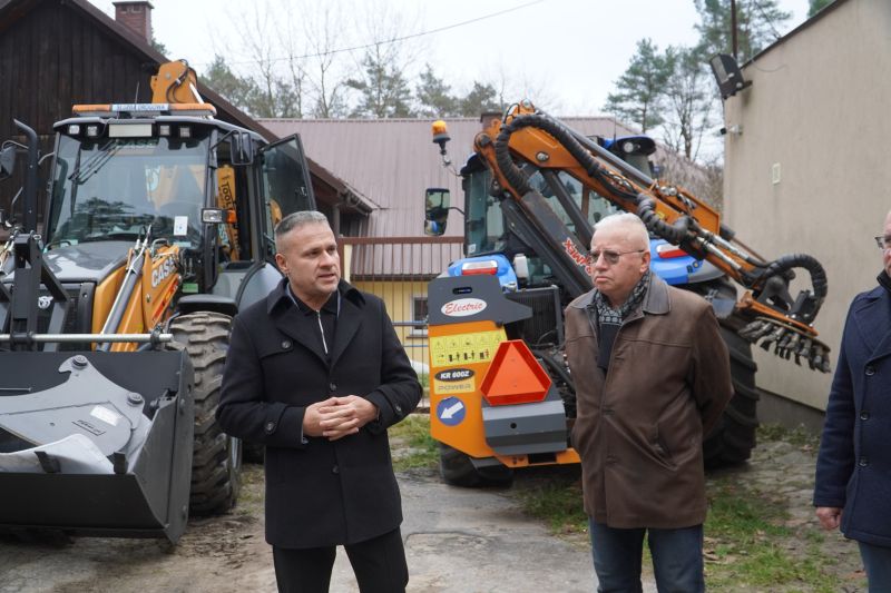 odbiór nowej koparki