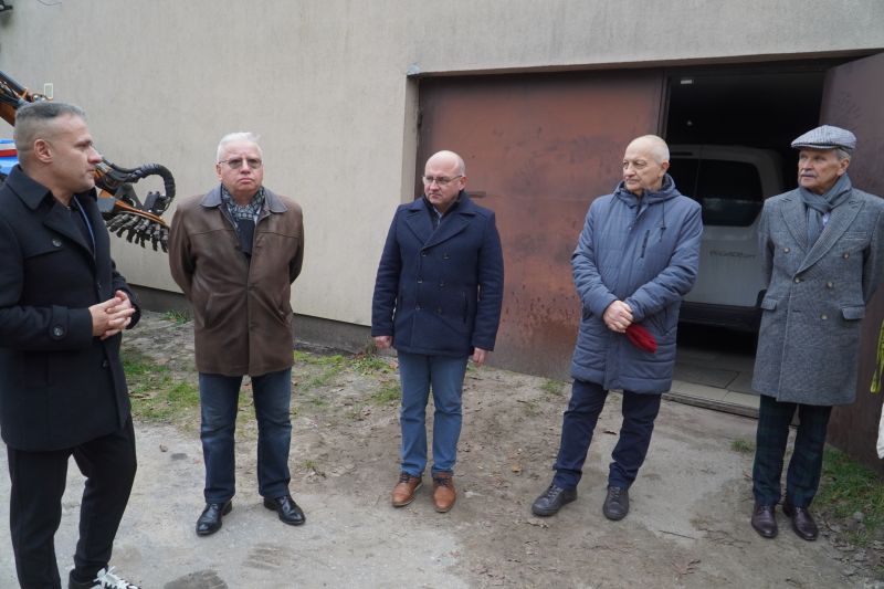 odbiór nowej koparki