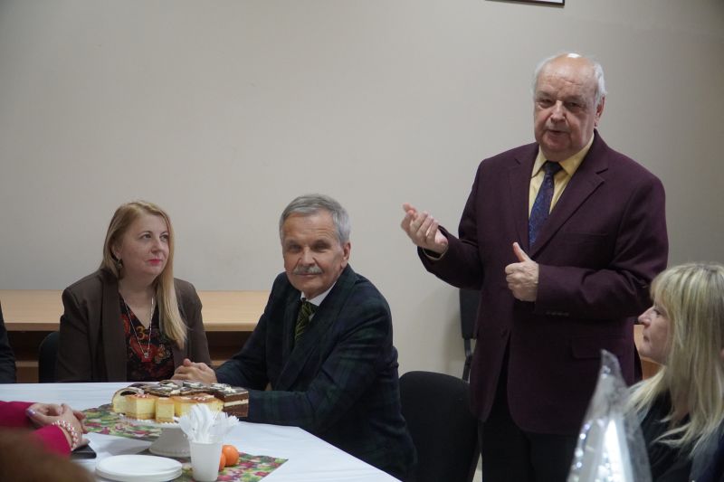 Posiedzenie Rady Seniorów Powiatu Skarżyskiego ze świątecznym akcentem