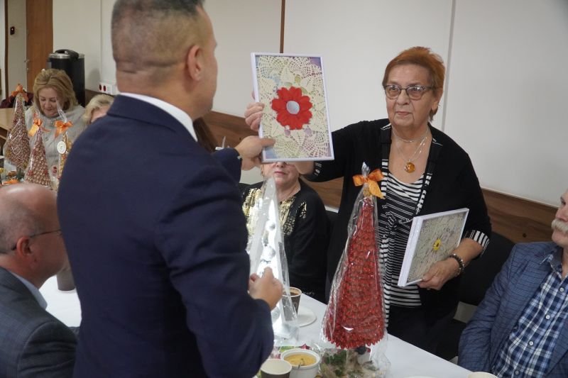 Posiedzenie Rady Seniorów Powiatu Skarżyskiego ze świątecznym akcentem