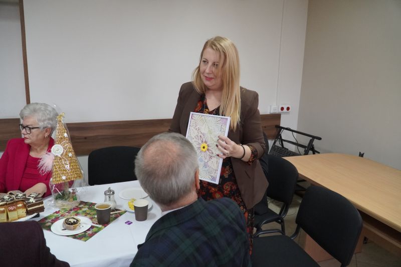 Posiedzenie Rady Seniorów Powiatu Skarżyskiego ze świątecznym akcentem