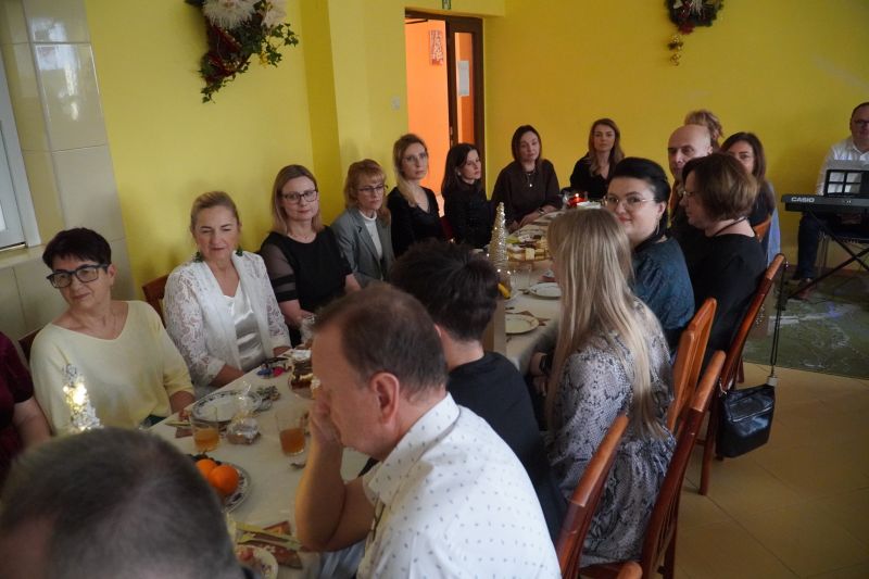 Rodzinna atmosfera świąt w Centrum Placówek „Przystań”