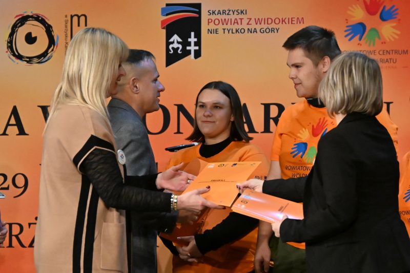 I Gala Wolontariatu w Skarżysku-Kamiennej: Wolontariat Pokoleń – Razem Możemy Więcej