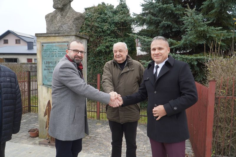 odbiór wyremontowanego chodnika w ciągu ul. Legionów w Skarżysku
