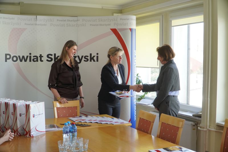 Wręczenie wyróżnień dla laureatów i finalistów ogólnopolskich olimpiad i konkursów