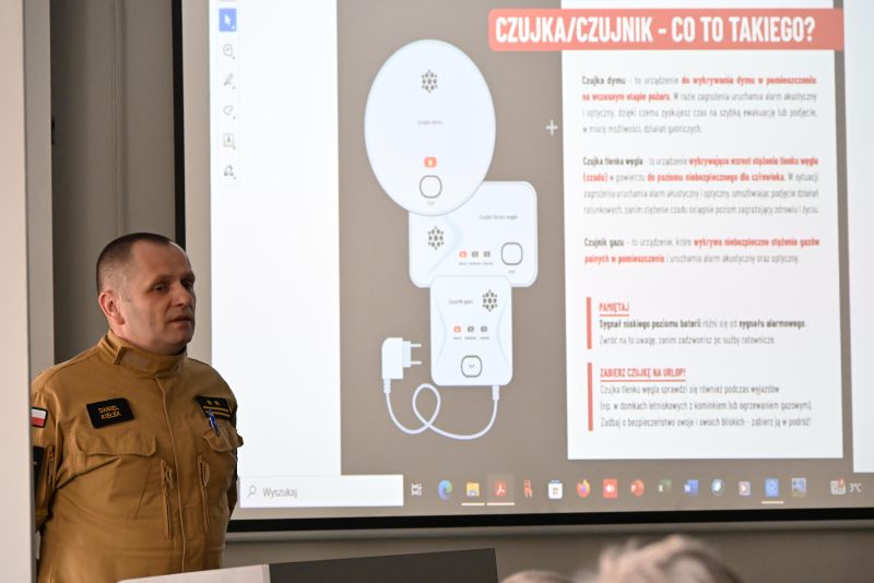 Edukacja na temat czadu. Spotkanie z mieszkańcami w starostwie powiatowym