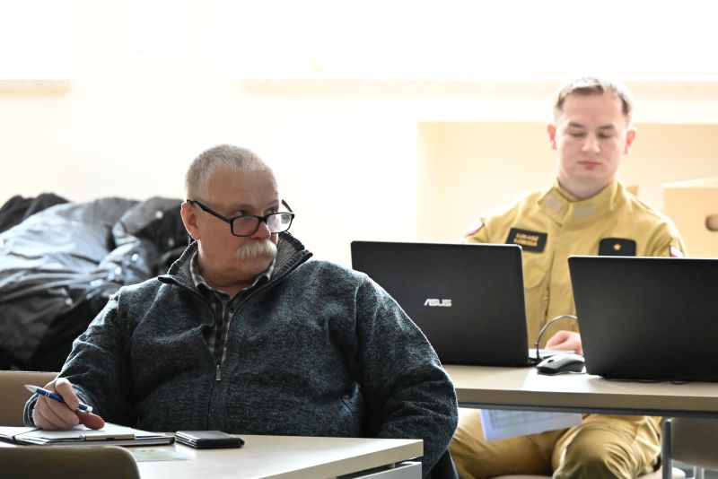 Edukacja na temat czadu. Spotkanie z mieszkańcami w starostwie powiatowym