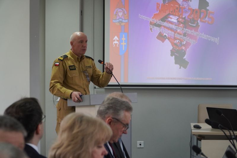 XXV sesja Rady Powiatu Skarżyskiego – decyzje budżetowe i wsparcie dla osób z niepełnosprawnościami