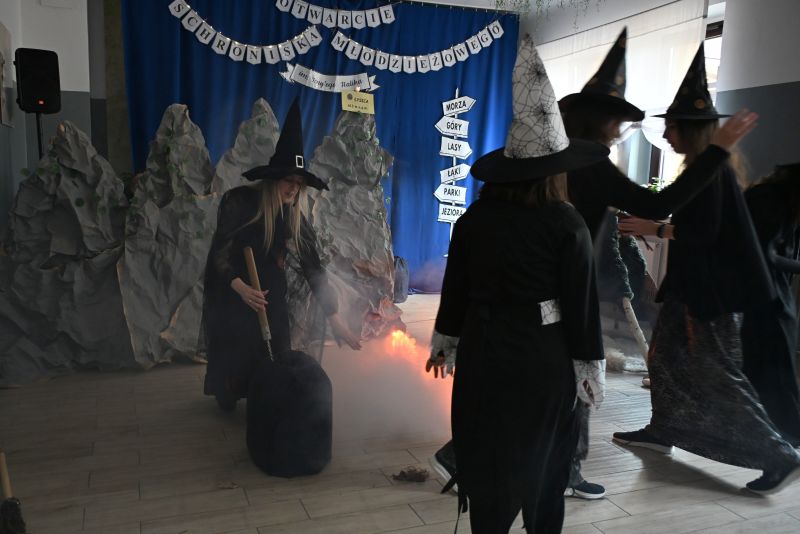 Otwarcie Szkolnego Schroniska Młodzieżowego im. Tony’ego Halika