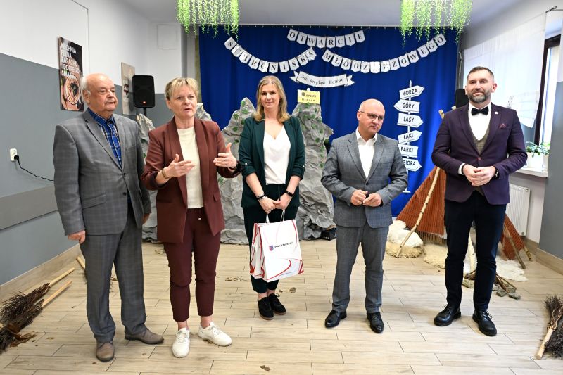 Otwarcie Szkolnego Schroniska Młodzieżowego im. Tony’ego Halika