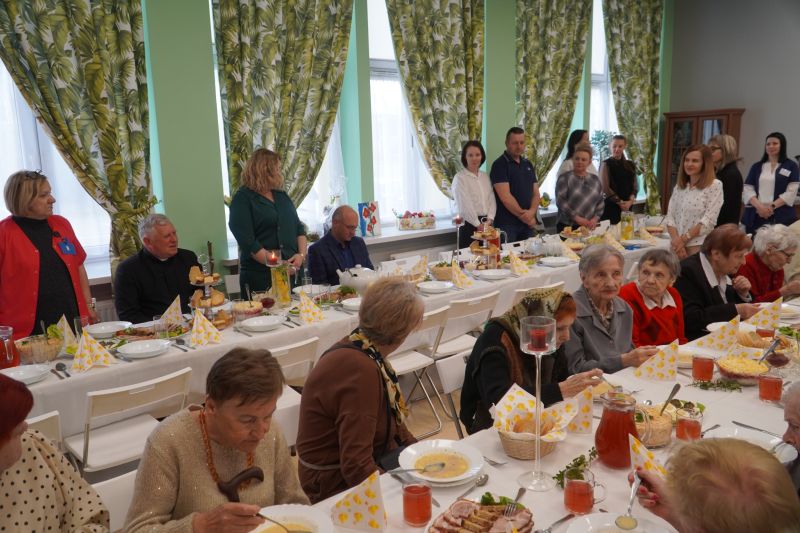 Świąteczne spotkanie w „Centrum Seniora” – Wielkanoc w domowej atmosferze